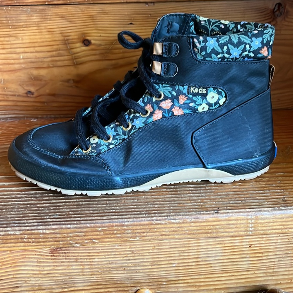 Keds Womens 7.5 Rifle Paper Co. Scout Boot Iv Water Resistant Lottie Black